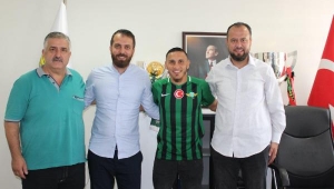 Akhisarspor Regattin ile imzaladı