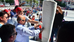 Bedava dondurma kuyruğu