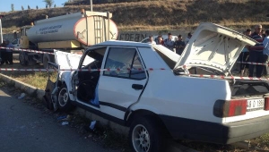 Kamyon otomobile çarptı: 1 ölü