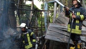 Metruk binada yangın VİDEO