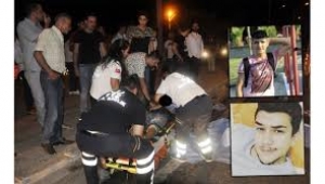 TIR motosikletlere çarptı: 2 genç yaşamını yitirdi