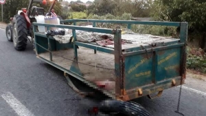 Traktörle kamyonet çarpıştı: 1 ölü, 7 yaralı