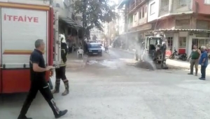 Turgutlu'da patlayan doğalgaz borusu paniğe neden oldu