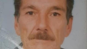 Evinde av tüfeğiyle intihar etti