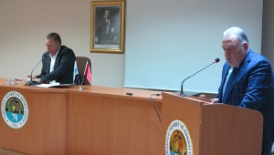 Mecliste domates tartışması