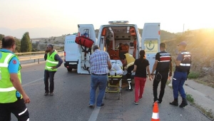 Patlayan lastiğini değiştirmek isteyen sürücü öldü