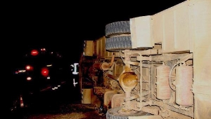 Üzüm işçilerini taşıyan otobüs devrildi: 32 yaralı