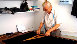 68 yıldır iğnesini, makasını elinden düşürmüyor