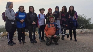 Turdak, Spil Dağının doğu Yamaçlarındaydı.