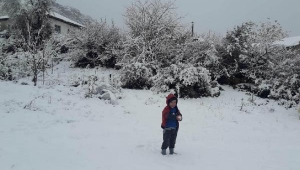 Alaşehir'in yüksekleri beyaza büründü