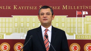 CHP’Lİ ÖZEL: BİR SANTİM EĞİLİRSEK TÜRKİYE DİZ ÇÖKER