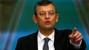 CHP’Lİ ÖZEL: DAHA ÇOK ÇALIŞACAĞIM, DAHA ÇOK KONUŞACAĞIM