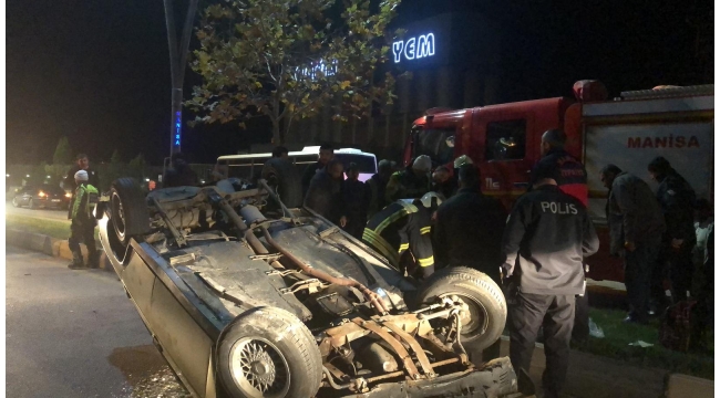 Eski Manisa yolunda araç takla attı.