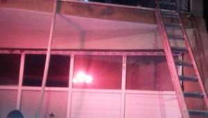 Evde elektrikli battaniyeden yangın çıktı