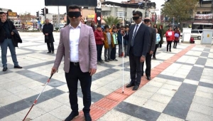 Görme engelli öğretmenden, engelliler günü farkındalığı