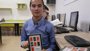 İç savaştan kaçan Afgan gencin hayali doktor olmak