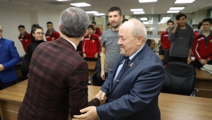 Özel Turgutlu Final Lisesi şampiyonları ,Turgutlu protokolüne ziyaret 