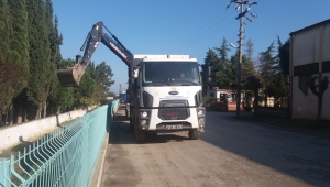 Şehitler Mahallesi’nde Dere Temizliğini Tamamlandı