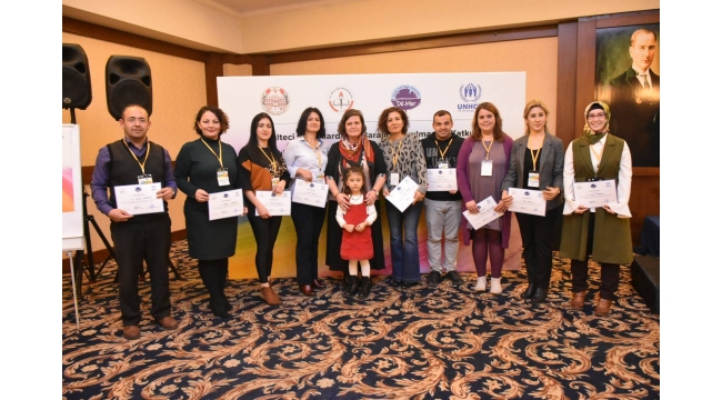 YABANCILARA TÜRKÇE ÖĞRETİMİNDE EĞİTİCİLERİN EĞİTİMİ ÇALIŞTAYI DÜZENLENDİ