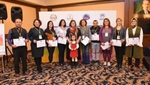 YABANCILARA TÜRKÇE ÖĞRETİMİNDE EĞİTİCİLERİN EĞİTİMİ ÇALIŞTAYI DÜZENLENDİ