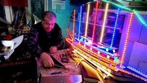 Cezaevinde öğrendiği maket yelkenli yapımı, geçim kaynağı oldu