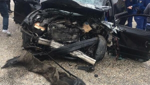 İşçi servisi otomobille çarpıştı: 1 ölü, 19 yaralı