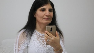 Okumaya engel olmadığını kanıtladı