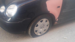 Otomobil lastiklerine zarar veren şüpheli, yakalandı