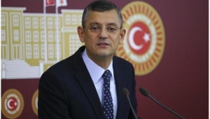 ÖZGÜR ÖZEL'DEN ÇALIŞAN GAZETECİLER GÜNÜ MESAJI