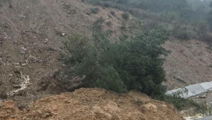 Sabuncubeli Tüneli yakınında heyelan meydana geldi