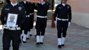 Kalp krizinden ölen polis memuru toprağa verildi
