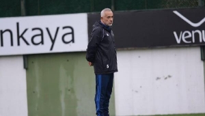 Manisa BŞB'de Çapanoğlu imzaladı