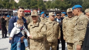 2 bin 400 uzman erbaş görev yerlerine uğurlandı