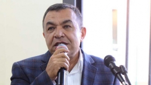  *5 yıl reklamları seyrettik ,1 Nisan'dan itibaren film başlıyor