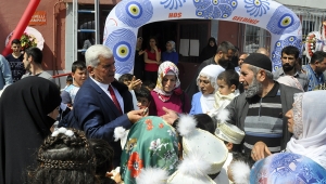 Muhtar Hüsnü Nişli 36 çocuğu sünnet ettirdi