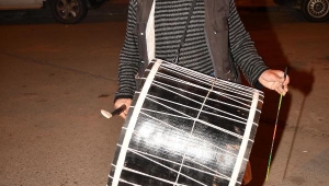 Manisa'da ramazan davulcuları iş başında