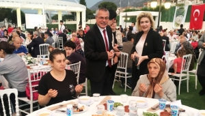 ŞEHİT AİLELERİ VE GAZİLER İLE YAKINLARI VALİLİK İLE OSB’NİN İFTARINDA BULUŞTU