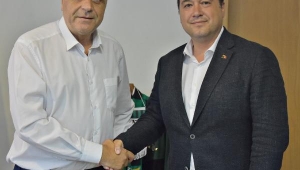 Akhisarspor’da barış sağlandı