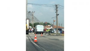 Kamyon motosiklete çarptı: 1 ölü