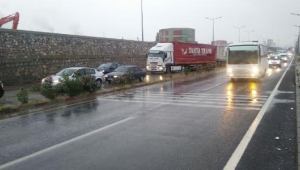 Turgutlu'da ulaşıma kısa süreli yağmur engeli
