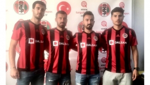Turgutluspor’da imza şov