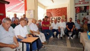 CHP'li Özel, Sarıgöl'de partililerle bir araya geldi