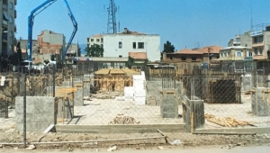 8 katlı hizmet binası