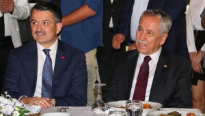 Bakan Pakdemirli, 'Baba Dostları ile Buluşma' yemeğine katıldı