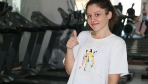 İş bulmakta zorlanınca 25 kilo verdi