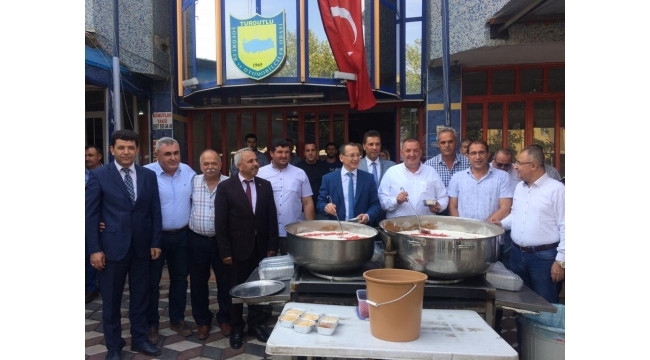 Şoförler Odasından, vefat edenleri anısına aşure hayrı