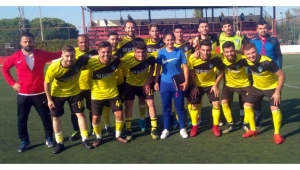 Esnafspor 2’de 2 yaptı, liderliği kaptı