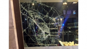 Silahla ayağından vurularak yaralandı