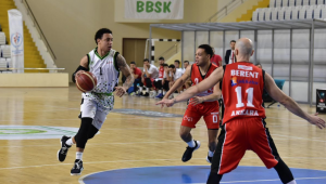 Dev Adamlarımız Nefes Aldı: 74-61