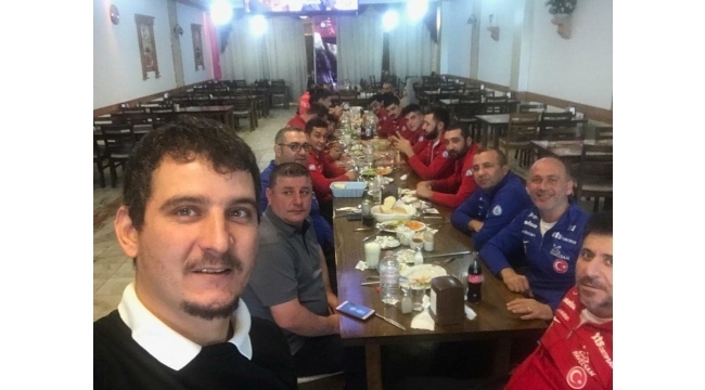 Gamalı Köftecisi, TSK Tekerlekli Sandalye Basketbol Takımını ağırladı